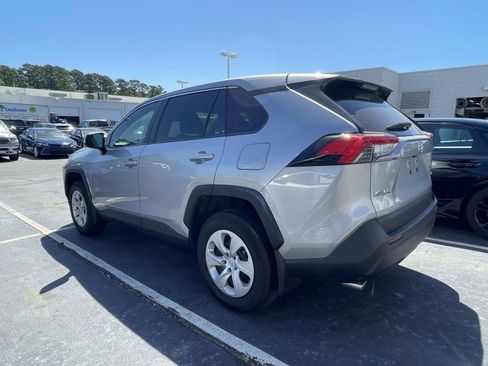 Used 2024 Toyota RAV4 LE image 10