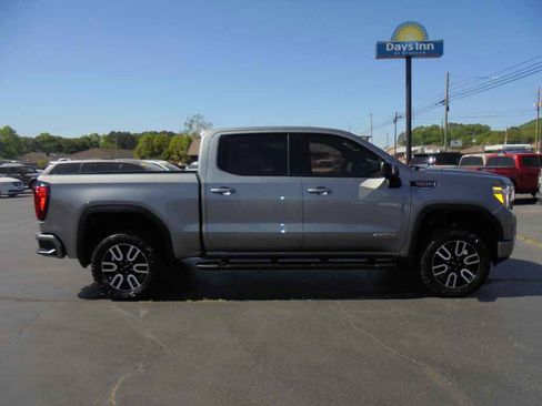 Used 2019 GMC Sierra 1500 AT4 w/ AT4 Premium Package image 2