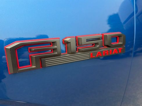 Used 2018 Ford F150 Lariat w/ Equipment Group 502A Luxury AWD/4WD image 9