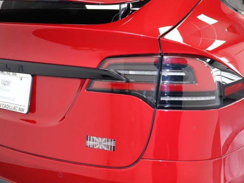 Used 2022 Tesla Model X Plaid AWD/4WD image 14