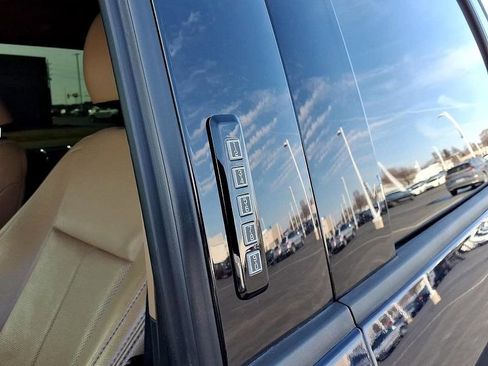 Used 2022 Ford F250 Lariat w/ Lariat Ultimate Package image 12