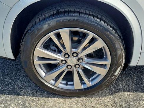 Used 2023 Cadillac XT6 Premium Luxury FWD image 10