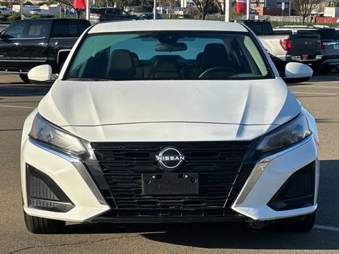 Used 2023 Nissan Altima 2.5 S image 9