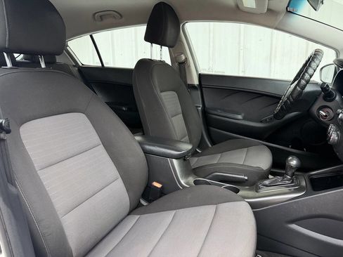 Used 2016 Kia Forte EX FWD image 14