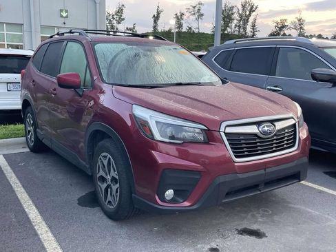 Used 2021 Subaru Forester Premium AWD/4WD image 1