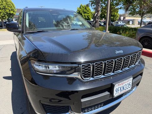Used 2023 Jeep Grand Cherokee L Laredo RWD image 2
