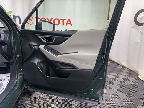 Used 2023 Subaru Forester Base image 10