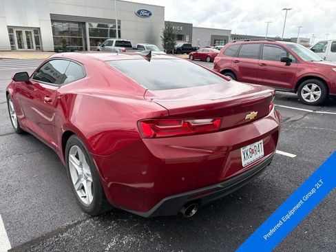 Used 2017 Chevrolet Camaro LT RWD image 7