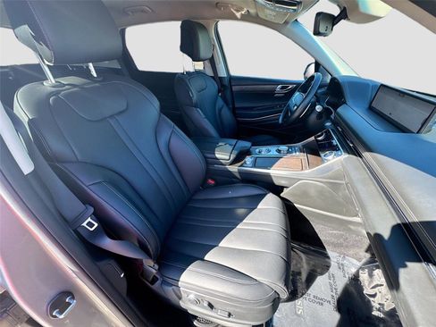 Used 2024 Genesis GV80 2.5T image 26