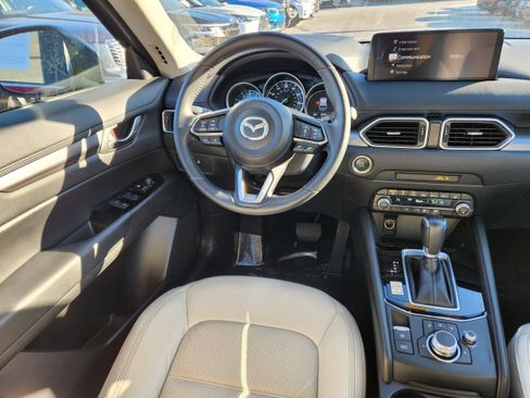 Used 2022 MAZDA CX-5 AWD 2.5 S w/ Preferred Package image 14