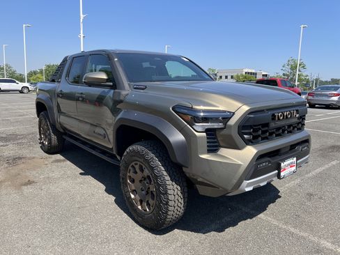 New 2026 Toyota Tacoma 4x4 Double Cab Hybrid image 3