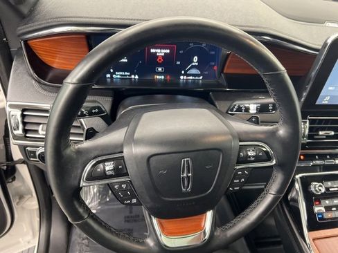Used 2019 Lincoln Navigator L Reserve image 24