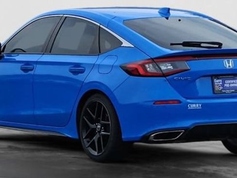 Used 2024 Honda Civic Sport Touring image 2