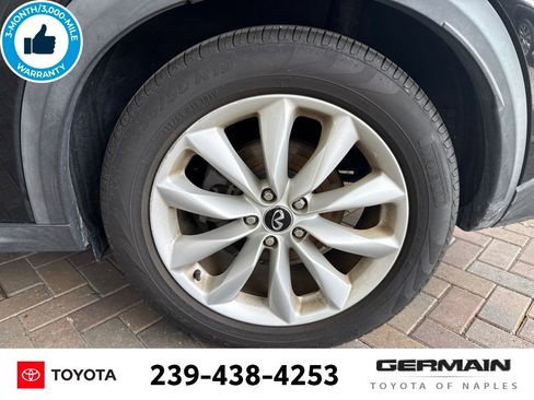Used 2019 INFINITI QX50 Essential FWD image 12