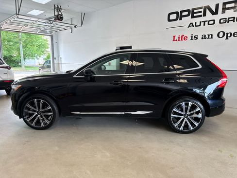 Used 2023 Volvo XC60 B6 Ultimate w/ Protection Package Premier AWD/4WD image 4