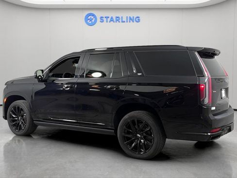 Used 2023 Cadillac Escalade Sport w/ LPO, ONYX Package AWD/4WD image 4