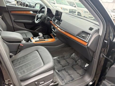 Used 2023 Audi Q5 2.0T Premium Plus w/ Premium Plus Package AWD/4WD image 15