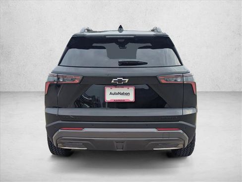 New 2026 Chevrolet Equinox ACTIV w/ Convenience Package III image 9