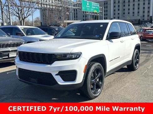 Certified 2023 Jeep Grand Cherokee Altitude image 5