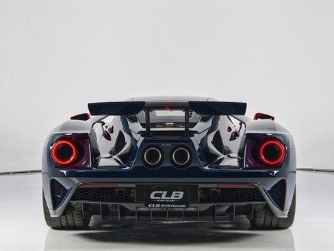 Used 2020 Ford GT Carbon Series image 9