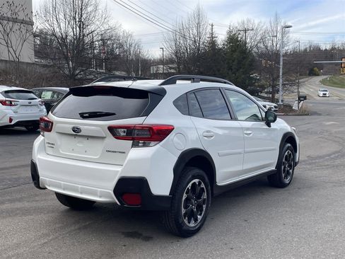 Used 2023 Subaru Crosstrek 2.0i image 5