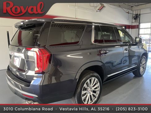 Used 2023 GMC Yukon Denali w/ LPO, Floor Liner Package image 4