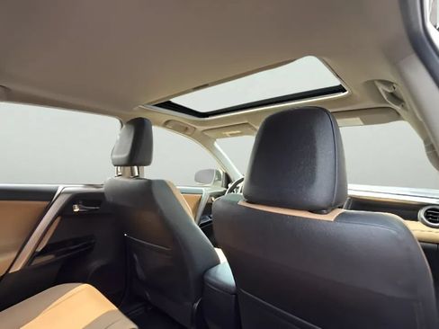 Used 2018 Toyota RAV4 Limited w/ Advanced Technology Package AWD/4WD image 10