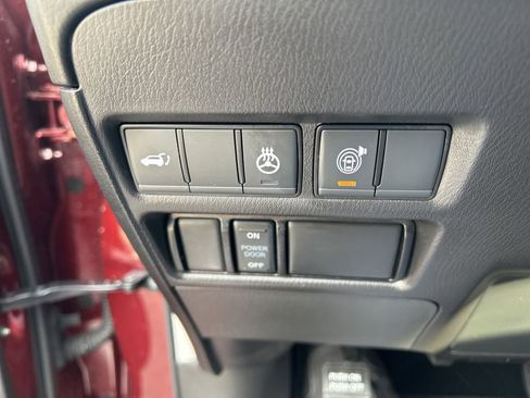 Certified 2024 Nissan Armada Platinum w/ Captain's Chairs Package image 21