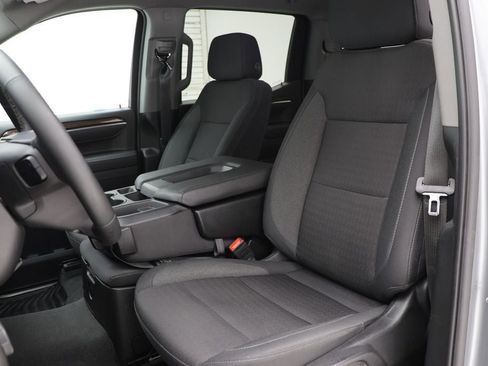 Used 2025 Chevrolet Silverado 1500 LT image 18