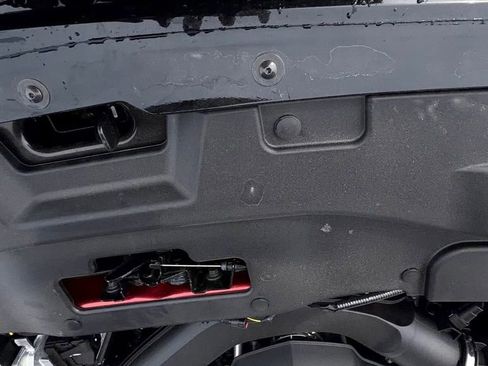 Used 2025 Chevrolet Traverse Z71 w/ Driver Confidence Package image 27