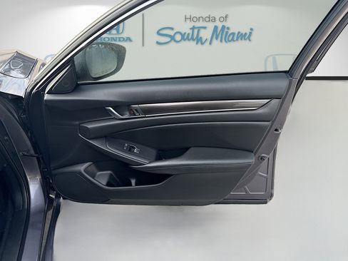 Used 2019 Honda Accord Sport image 32