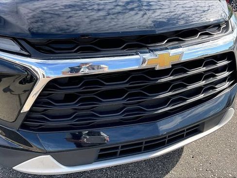 Used 2025 Chevrolet Blazer LT AWD/4WD image 30