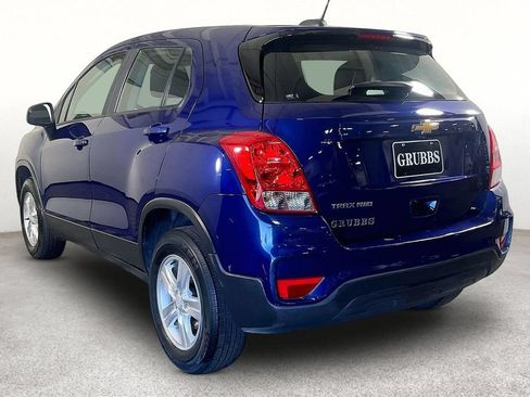 Used 2017 Chevrolet Trax LS AWD/4WD image 14