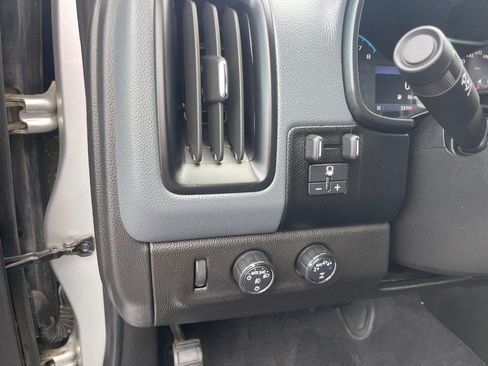 Used 2019 Chevrolet Colorado Z71 AWD/4WD image 15