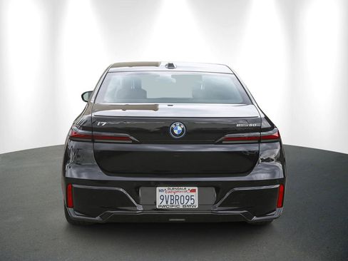 Used 2026 BMW i7 xDrive60 w/ M Sport Package RWD image 5