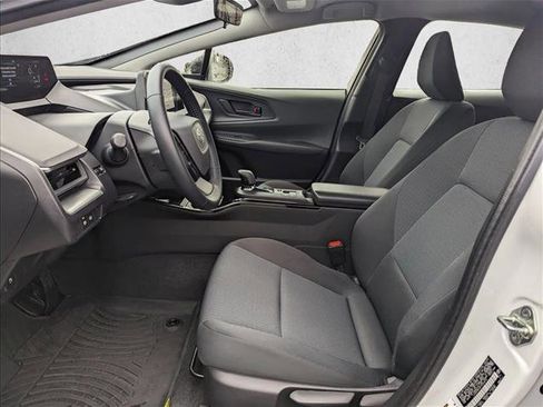 Certified 2023 Toyota Prius LE image 17