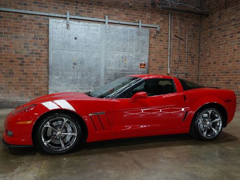 Used 2011 Chevrolet Corvette Grand Sport w/ Preferred Equipment Group image 8