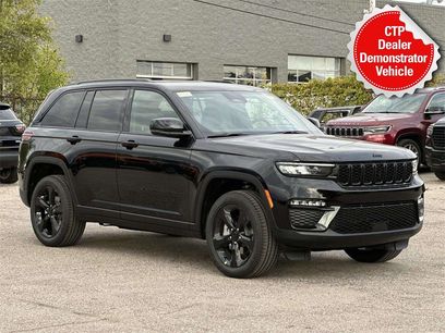 New 2025 Jeep Grand Cherokee Limited w/ Black Appearance Package