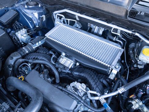 Used 2025 Subaru Ascent Limited w/ Popular Package #2 image 9