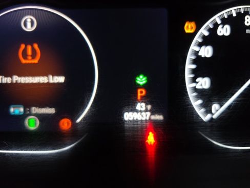 Used 2019 Honda Accord Sport image 4