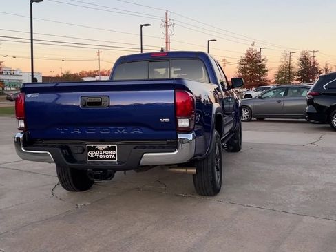Certified 2023 Toyota Tacoma SR5 image 6