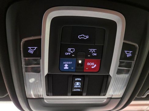 Used 2020 RAM 2500 Laramie image 70