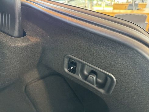 Certified 2025 Mercedes-Benz E 350 4MATIC Sedan image 29