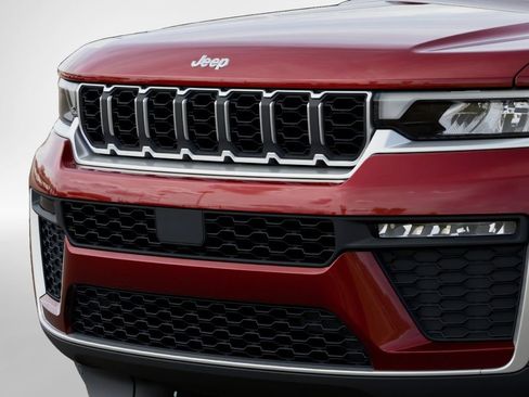New 2026 Jeep Grand Cherokee L Limited w/ Trailer Tow Package AWD/4WD image 11