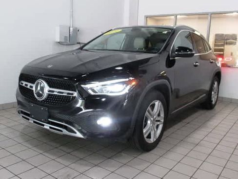 Used 2021 Mercedes-Benz GLA 250 4MATIC image 17