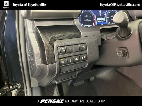 Certified 2025 Toyota 4Runner Limited AWD/4WD image 31