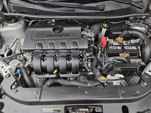 Certified 2019 Nissan Sentra SV image 27