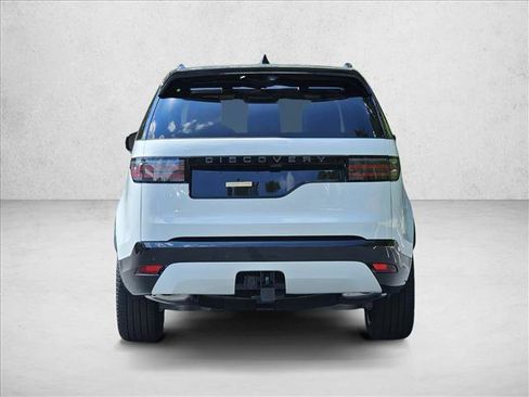 New 2025 Land Rover Discovery Dynamic SE image 7