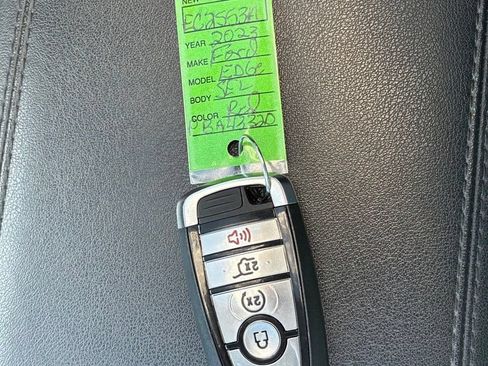 Used 2023 Ford Edge SEL w/ Convenience Package AWD/4WD image 41