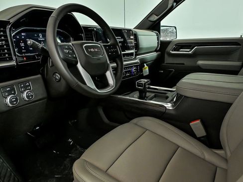 New 2026 GMC Sierra 1500 SLT w/ SLT Premium Plus Package AWD/4WD image 8